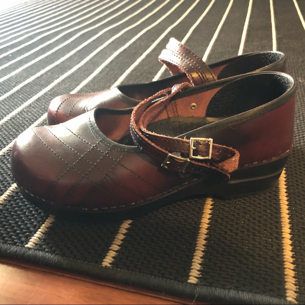 Sanita Danish Clogs